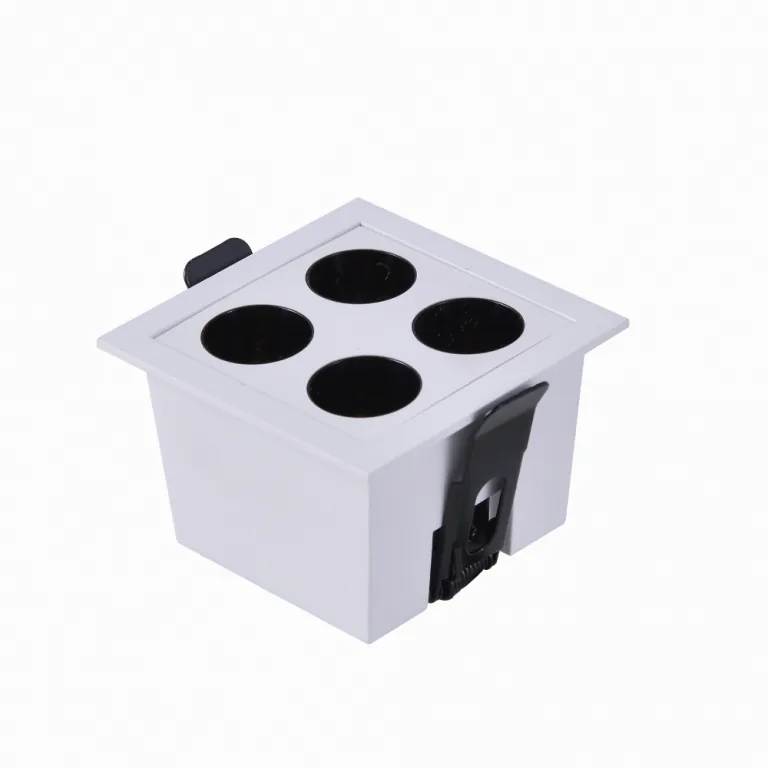 Downlight Led Embutir POWERUS 4 LEDS 35° | 8W – 3.000K – IRC90